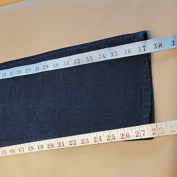 Bonobos Size 31x28 Dark Wash Tailored Fit, Excellent Condition, Like New - Picture 5 of 13